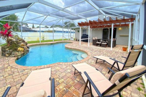 Newly furnished/ Heated Pool/ Game room/ 10 mins to Beach